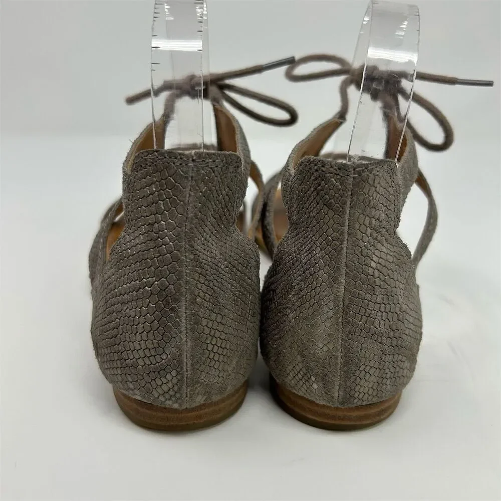 Born Women's Casma Gray Snake Print Lace Up Flat Sandals Size 8 Summer Fun